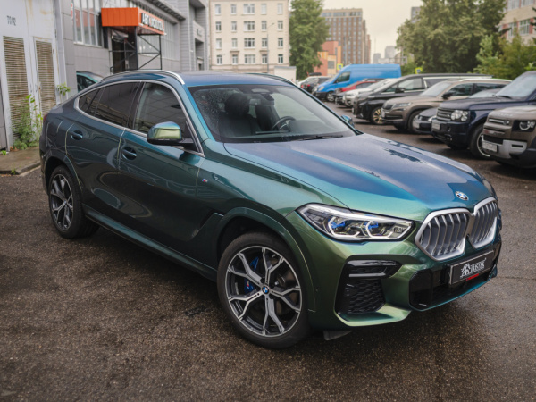 UC8036, IRISTEK PPF Chameleon Jungle Gold Blue — BMW X6